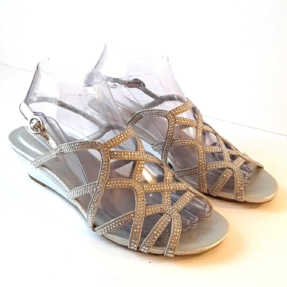 Bandolino Shoes - Bandolino Sparkley Silver Comfy Dressy Wedge Sandals with Rhinestones NEW